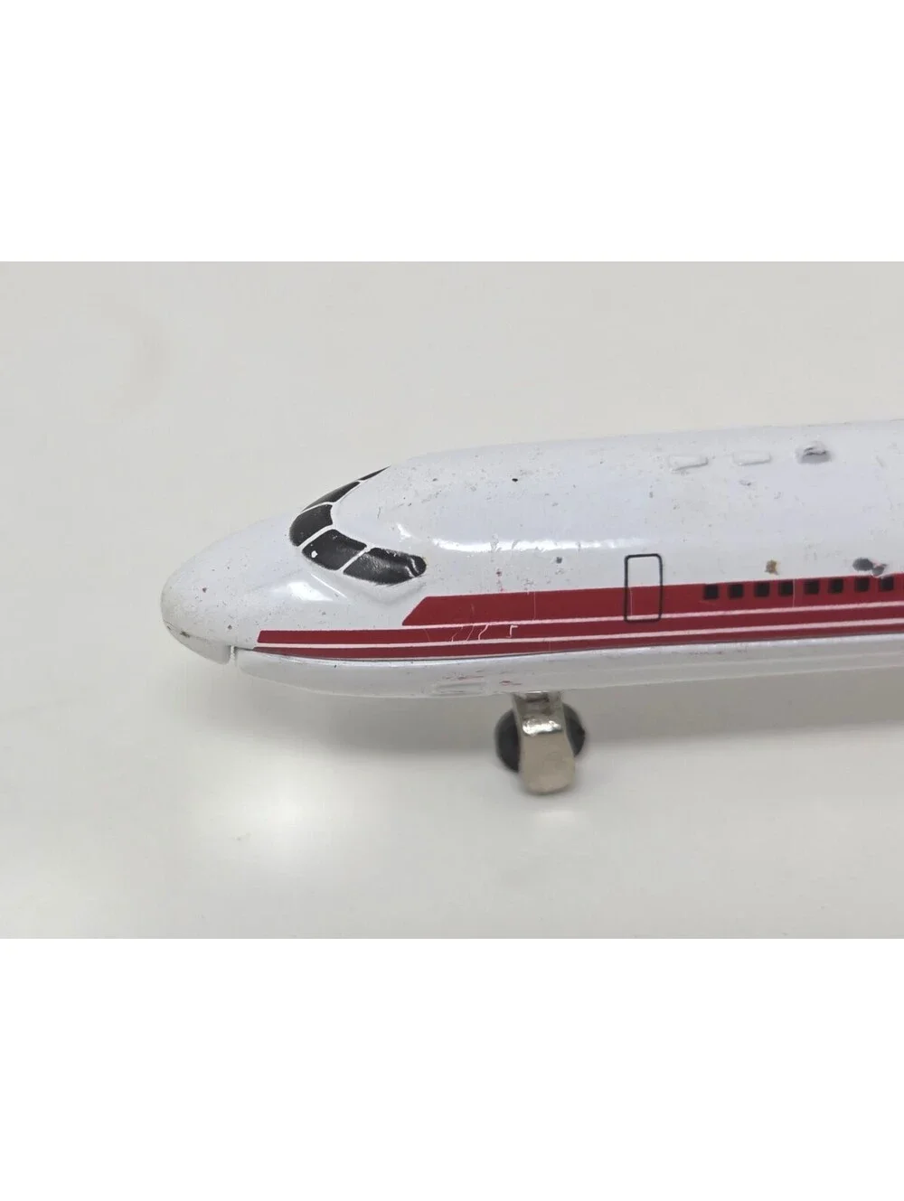 Vintage Ertl Diecast Continental DC 9 Airplane w/ Folding Landing Gear 6 inch